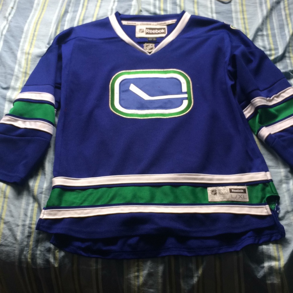 Vancouver Canucks JERSEY